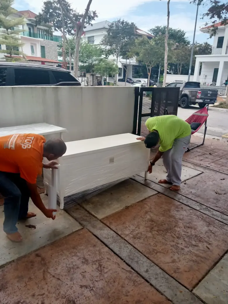 Installing & Dismantling